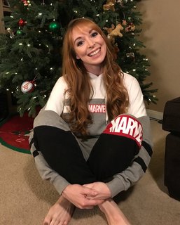 Lisa Foiles feet photo 1