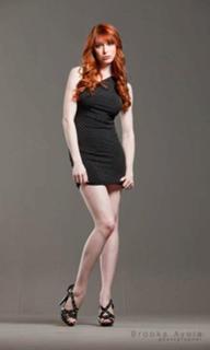 Lisa Foiles feet photo 13