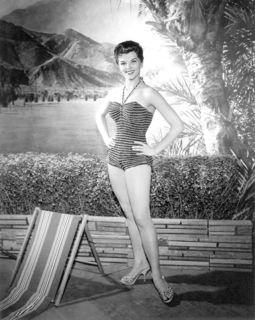Lisa Gaye feet photo 7