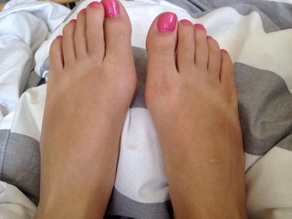 Lisa Gilroy feet photo 1