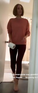 Lisa Gilroy feet photo 5