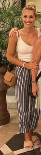 Lisa Gilroy feet photo 13