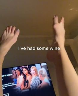 Lisa Gilroy feet photo 20