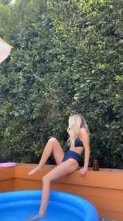 Lisa Gilroy feet photo 20