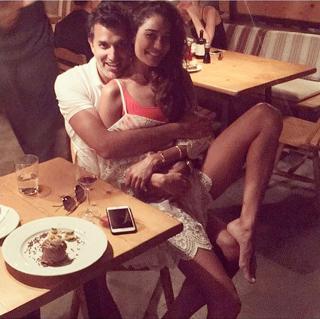 Lisa Haydon feet photo 19
