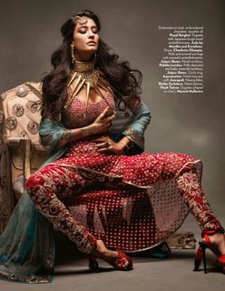 Lisa Haydon feet photo 13