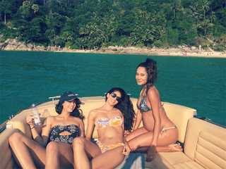 Lisa Haydon feet photo 8