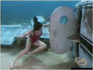 Lisa Jakub feet photo 2
