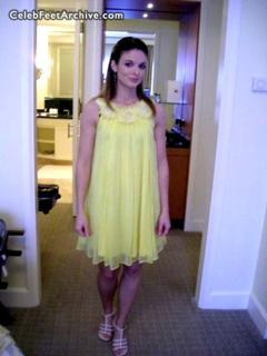 Lisa Kelly feet photo 3