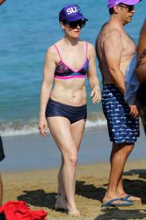 Lisa Kennedy Montgomery feet photo thumbnail