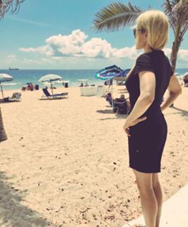Lisa Kerney feet photo 3