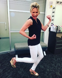 Lisa Kerney feet photo 13