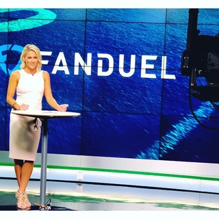 Lisa Kerney feet photo 16