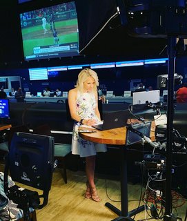 Lisa Kerney feet photo 1