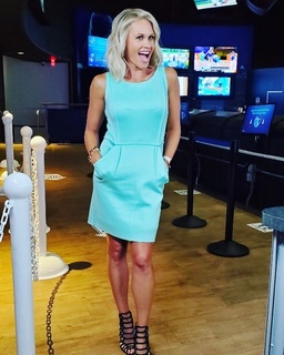 Lisa Kerney feet photo 14