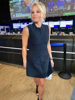 Lisa Kerney feet photo 12