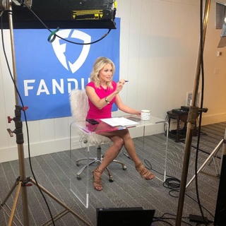 Lisa Kerney feet photo 14
