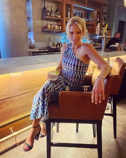 Lisa Kerney feet photo 12