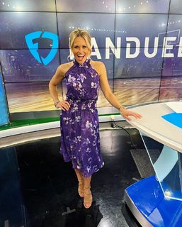 Lisa Kerney feet photo 12