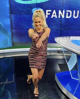 Lisa Kerney feet photo 9