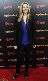 Lisa Kudrow feet photo thumbnail