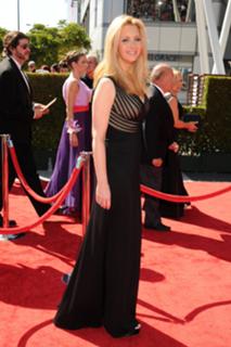 Lisa Kudrow feet photo thumbnail