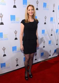 Lisa Kudrow feet photo thumbnail