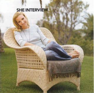 Lisa Kudrow feet photo thumbnail