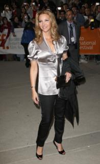 Lisa Kudrow feet photo thumbnail