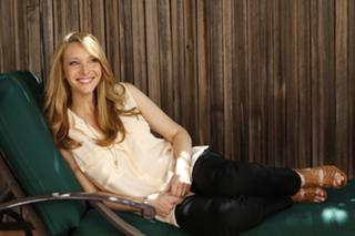 Lisa Kudrow feet photo thumbnail