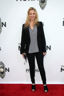 Lisa Kudrow feet photo thumbnail