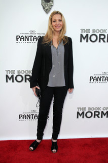 Lisa Kudrow feet photo thumbnail