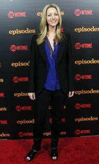 Lisa Kudrow feet photo thumbnail