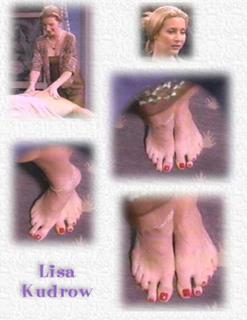 Lisa Kudrow feet photo thumbnail