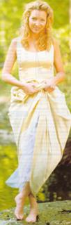 Lisa Kudrow feet photo thumbnail