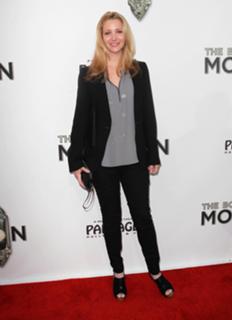 Lisa Kudrow feet photo thumbnail