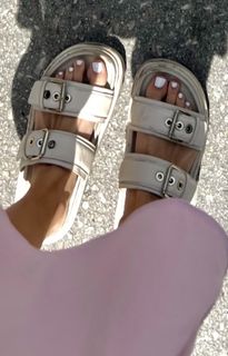 Lisa Küppers feet photo 1
