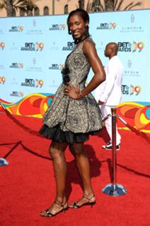 Lisa Leslie feet photo 17