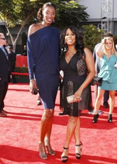 Lisa Leslie feet photo 9