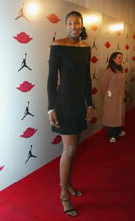 Lisa Leslie feet photo 12