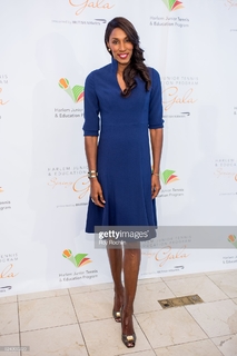 Lisa Leslie feet photo 12