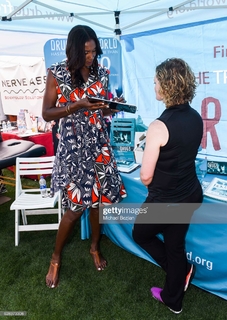 Lisa Leslie feet photo 8