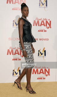 Lisa Leslie feet photo 2
