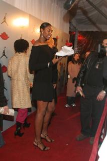 Lisa Leslie feet photo 3