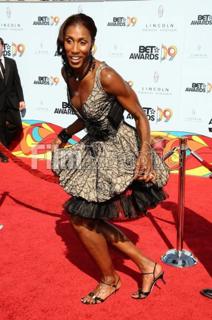 Lisa Leslie feet photo 13
