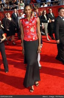 Lisa Leslie feet photo 7