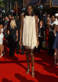 Lisa Leslie feet photo 17