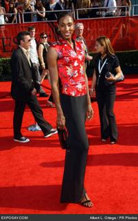 Lisa Leslie feet photo 18