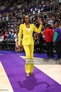 Lisa Leslie feet photo 7