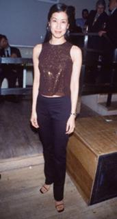Lisa Ling feet photo thumbnail
